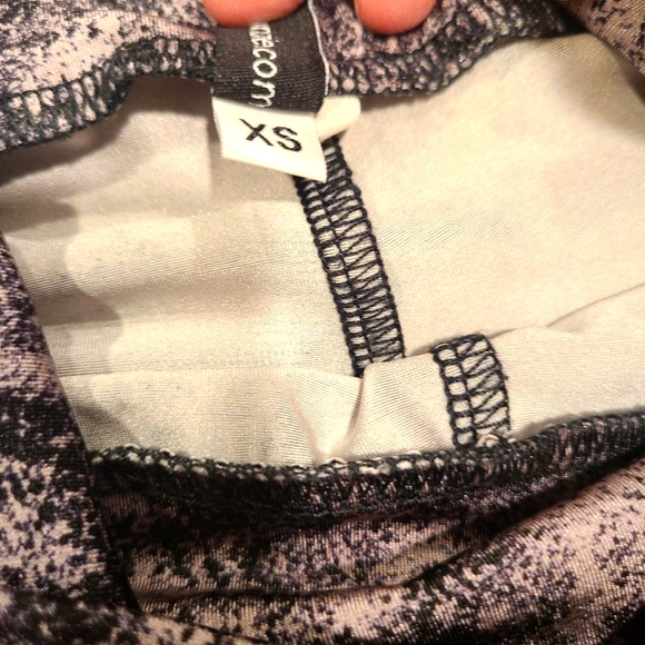 Onzie Leggings Black Tan/Bronze, XS - Picture 3 of 9